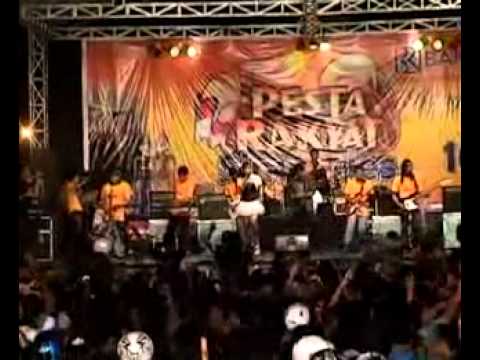 KOPLO SERA   HAMIL DULUAN `YUNI AYUNDA   YouTube h  A xvid 001