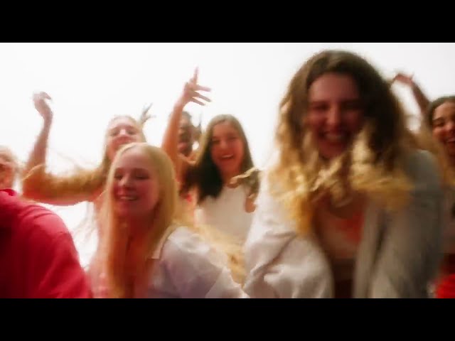 Weekend Lover von Nico Santos ((jetzt ansehen))