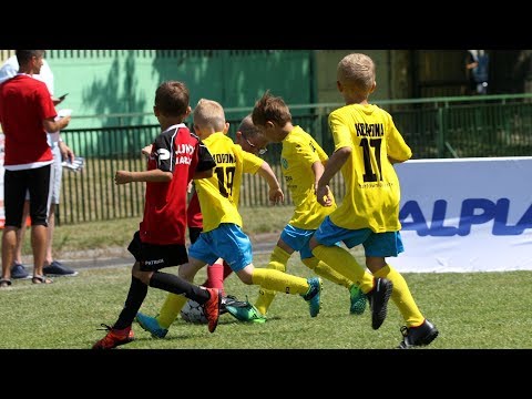 Korona Ostrołęka strzela bramki w UKS Cap 2018