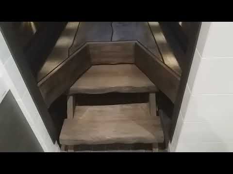 23.4.2018 kiuas kivet ladottu. Lauteet valmiit. Tuppeensahattu tervaleppä