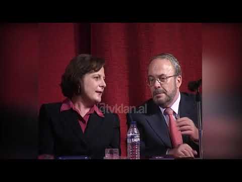 Kryeministri Nano prezanton Valentina Leskaj për zgjedhjet e pjesshme në Elbasan - (22 Nëntor 2002)