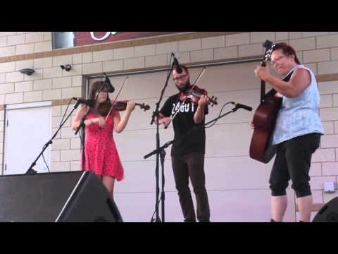 Georgia Rae and Shawn Drake twin fiddle