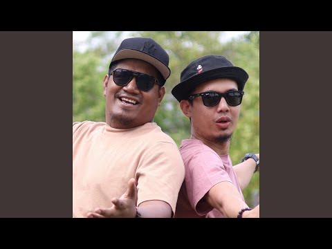Dunio TT (feat. Poyie Gasi)
