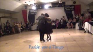 Elina Roldan & Graciela Gonzalez y Parejita Bailando JAMAS RETORNARAS en el Club Arquitectura