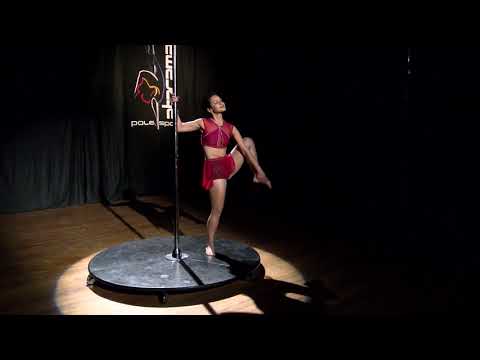 Jacqueline Zamora con la interpretación de Believer Imagene Dragon