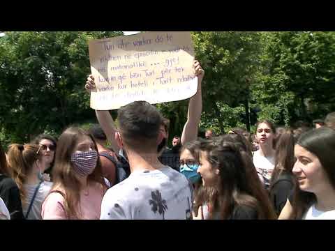 Top News - Protesta e maturantëve/ KMSH-rishikim mënyra e pikëzimit