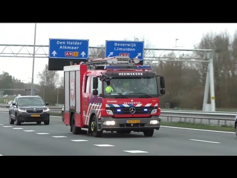 Verschillende brandweervoertuigen met spoed naar verschillende meldingen in Kennemerland