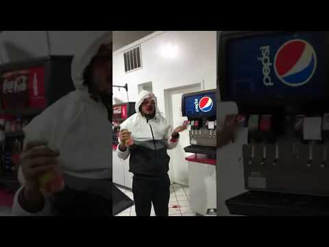 THF BILLA VERPRÜGT MANN, WEIL ER IHN BEDROHT HAT (UNBEDINGT ANSEHEN) RAW SURVEILLANCE KOMMT BALD ...