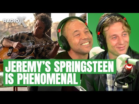 Jeremy Allen White & Stephen Graham are in awe of each other! | The Chris Moyles Show | Radio X