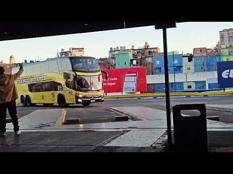 Terminal Retiro buenos aires y tres cruces  Montevideo 