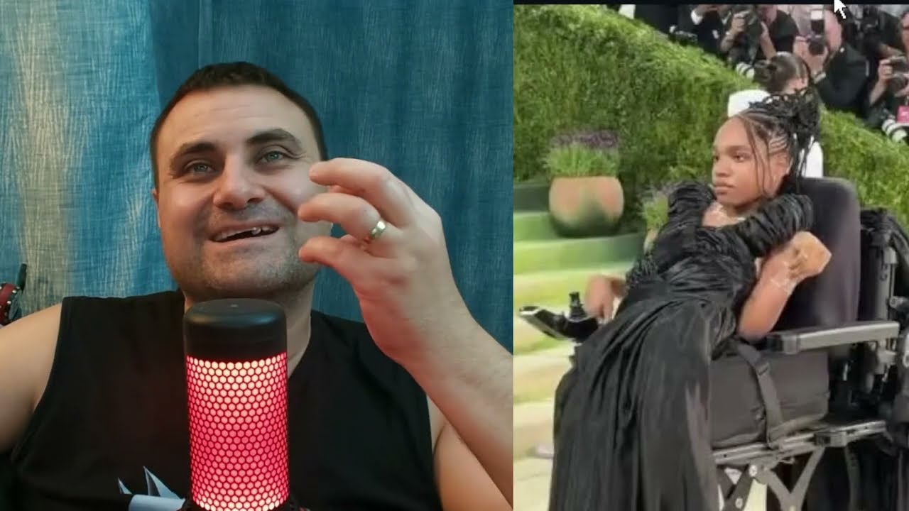 CY - Gerçek: İlk Siyahi Trans Tekerlekli Sandalyeye Bağlı Spastik Kadın Model