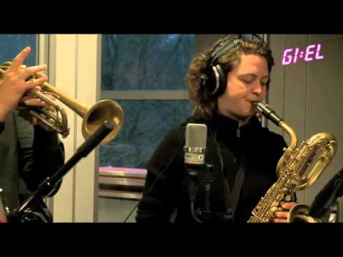 June Noa @ 3FM Giel - GTFO!