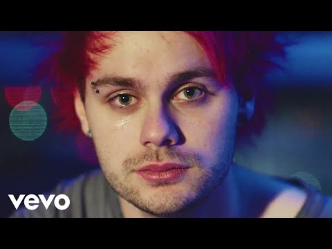 5 Seconds of Summer - Jet Black Heart (Official Video)