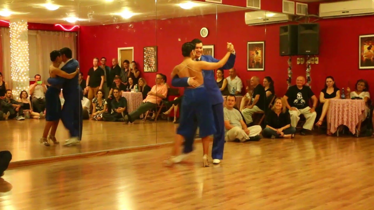 Alejandro Barrientos & Rosalia Gasso -  Esta noche de luna-  (1/4) - Passover Milonga - 30/04/2016