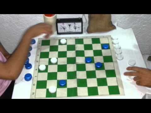 Jogo de damas: Vinícius (Campeão Brasileiro) x Rogerinho - 03