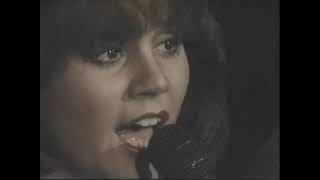 Kate and Anna McGarrigle, Linda Ronstadt, Maria Muldaur - You Tell Me That I'm Falling Down 1984