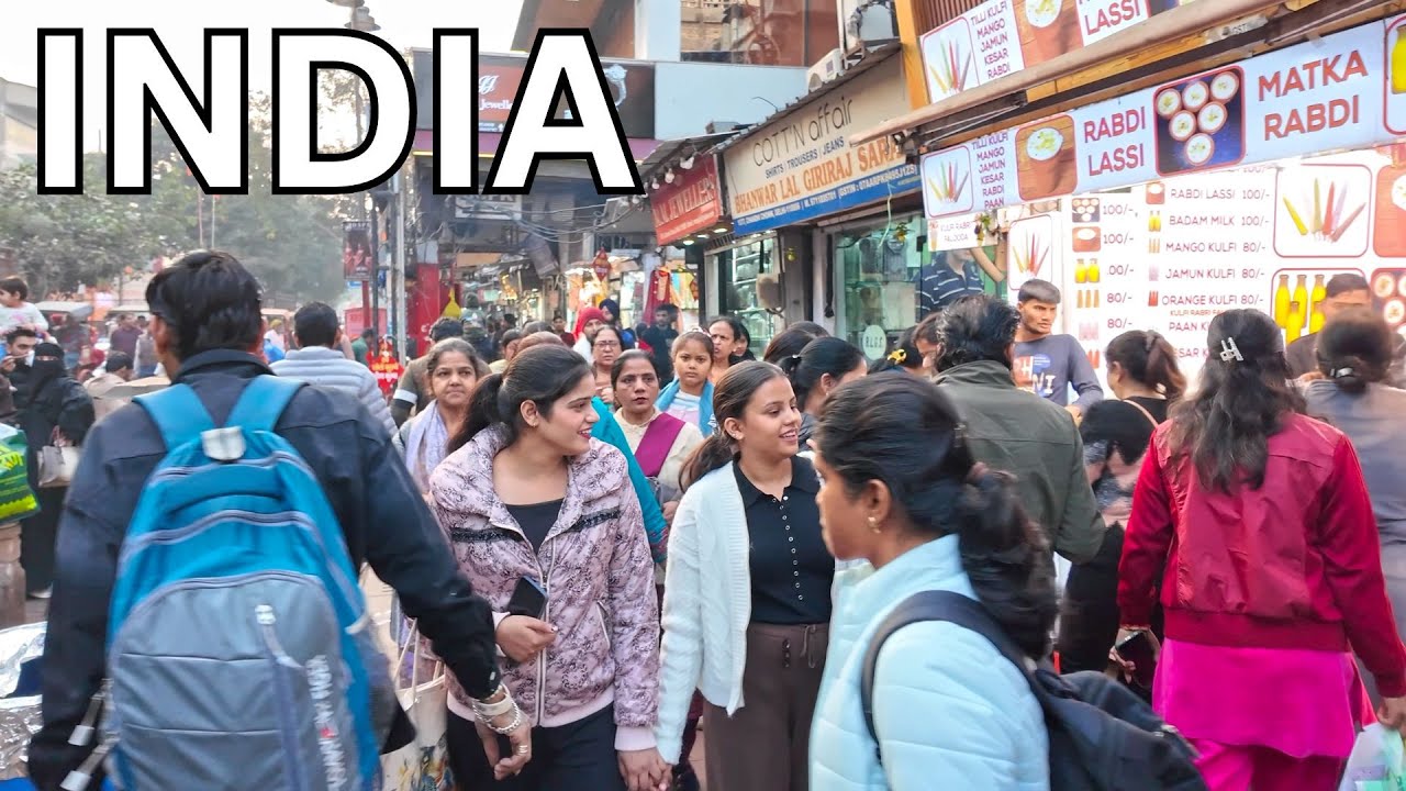 Immersive street-level walking tour through India (Daily Life 5), India, showcasing authentic urban landscapes, local architecture, and the vibrant atmosphere of the city's neighborhoods