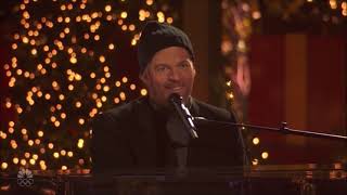 Harry Connick Jr.  Live Performance (It Must&#39;ve Been Ol&#39;) Santa Claus in Concert HD