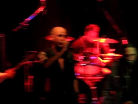 Muškat Hamburg + Metlež - Vse sem si zaslužo (Pekarna 2012)