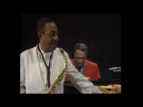 Laying On Mellow - Duke Ellington (feat. Johnny Hodges)