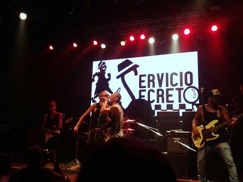 Servicio Secreto con Stuka - Uno, dos, ultraviolento @ Teatro Flores 4/2/17
