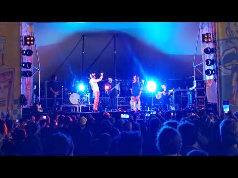 Soleá Morente con Guille Milkyway (La Casa Azul) - Vamos a Olvidar. Santander Music 2023. 2/2.