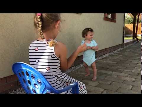 Boróka első lépései A te babádé mikor volt? #SuciTimi | KandászMamik