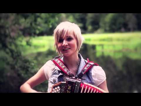 Melissa Naschenweng - Oanfoch schen, oanfoch du