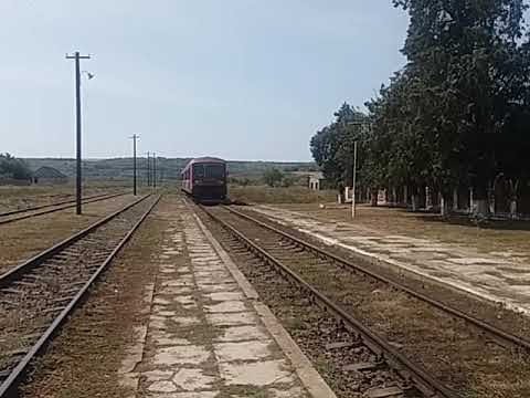 Tren IAŞI - DOROHOI se opreşte la gara din VLĂDENI