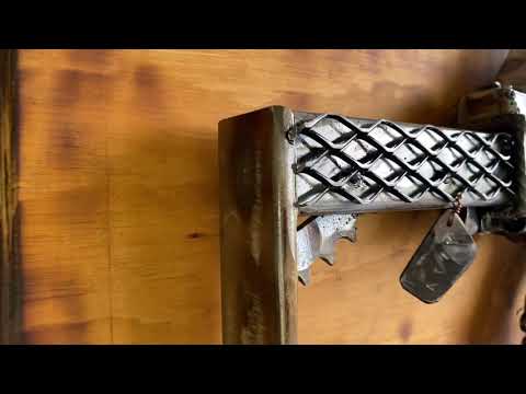 Pulse rifle from the movie Alien