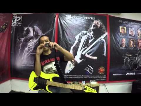 Mgeareview - The Squid Shoulder Pad oleh Andy Owen