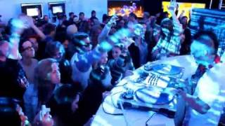 DJ Quantum scratching live at Intel 