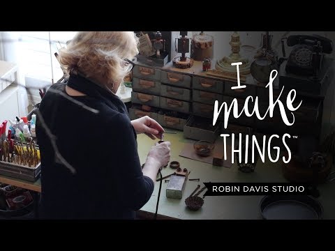 Building steampunk and vintage inspired robots - Robin Davis Studio