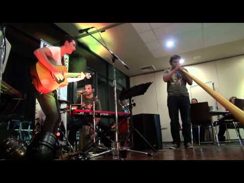 KINETIC METHOD (Luke Koteras & Byron Mark) feat. Nici Didgi - Hemp Didgeridoo