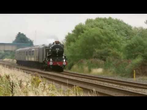 Prestatyn 17.8.2013 - A busy half hour trainspotting - various locomotives