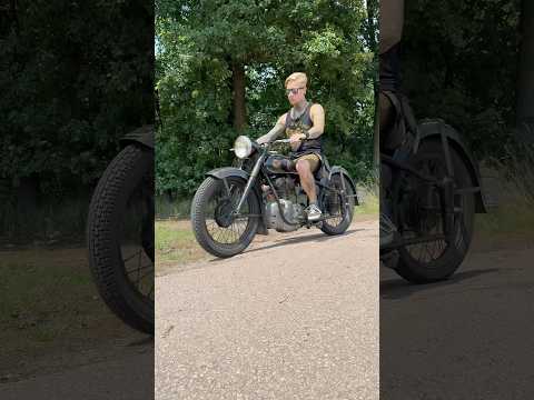 Ausfahrt mit der AWO 🏍️ #simson #simsonawo #oldtimer #motorcycle #motorrad #oldmotorcycle