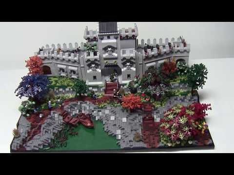 "Grenworth Castle" LARGE LEGO MEDIEVAL CASTLE complete with interior, moat, swamp and troll attack!