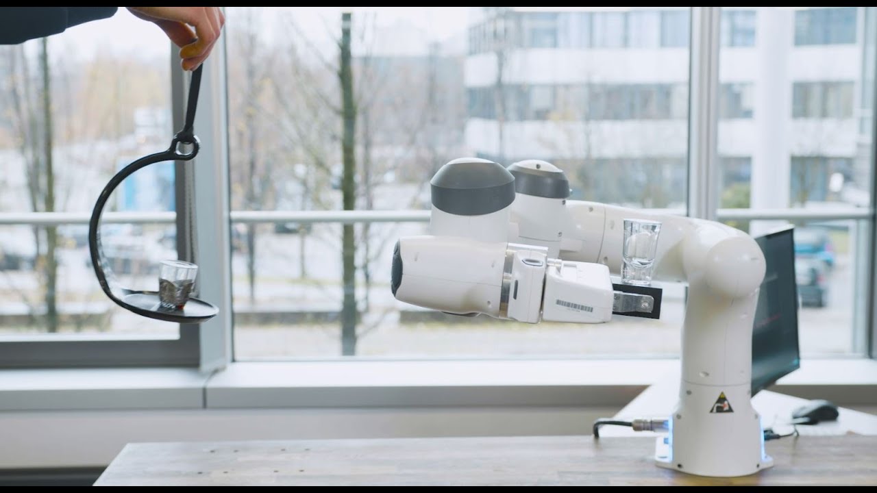 Turning robots into skilled waiters