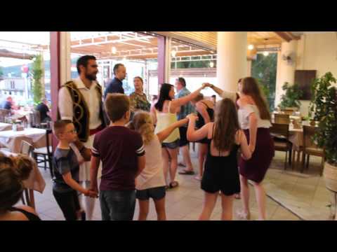 Noite grega em Ambrosia