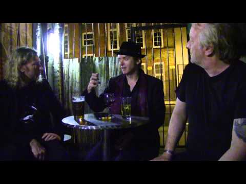 MARK TALKS TO ADRIAN & ANGUS  @ THE MUCKY PUP N1