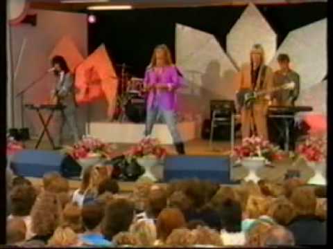 Easy Action - In The Middle of Nowhere (at Sommarlätt 1986)