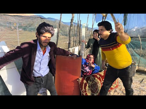 Horror at the Neighbor's House: Mina Witnesses a Debt Collector Abusing a Woman!