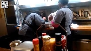 Waffle House Employees Caught Styling Hair In Kitchen While Preparing Food
