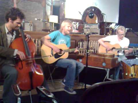 awkward i  - sea life (live @ Noorderkerk Groningen)