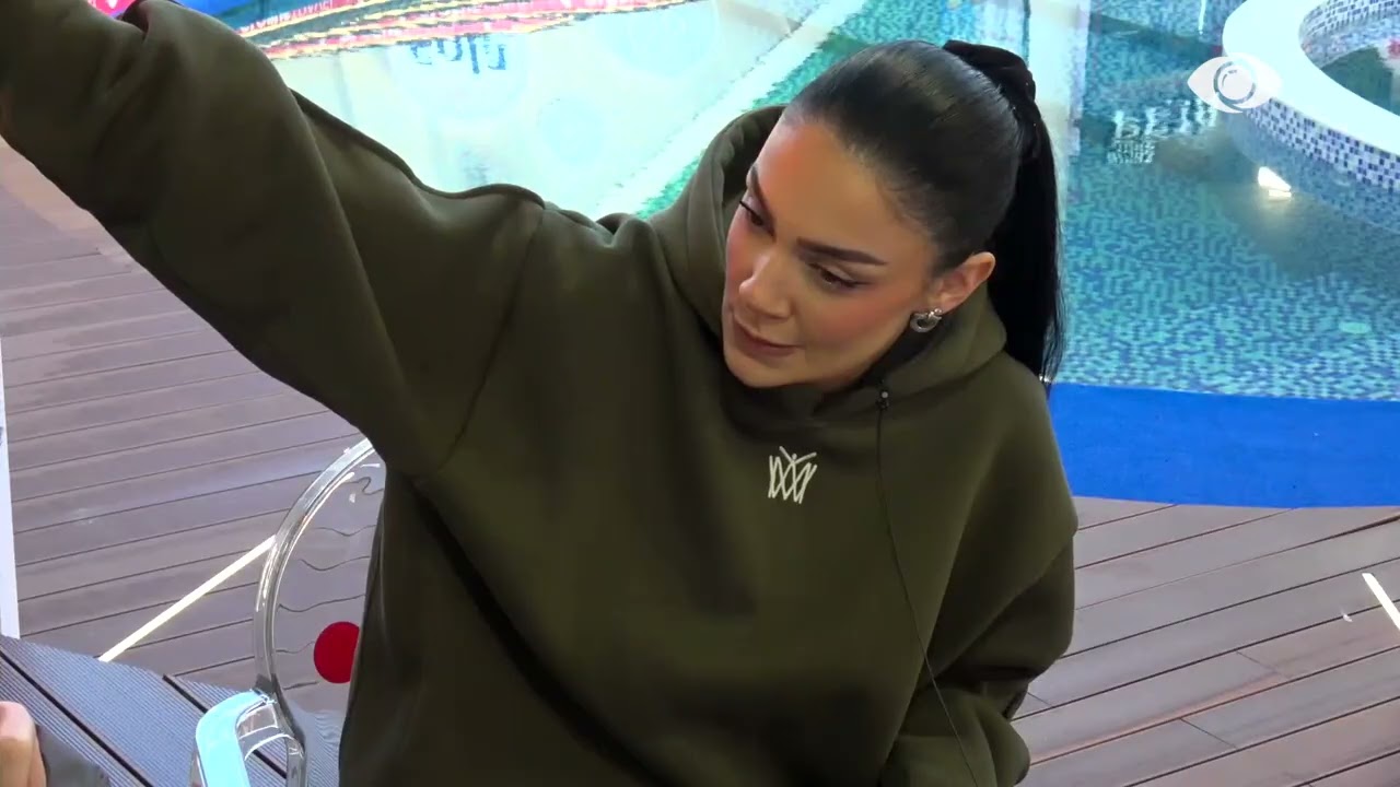 Po ndërton marrëdhëniet e tua/ Kristi bisedon me Krusitën: Nuk mendon se Miri po afrohet...?