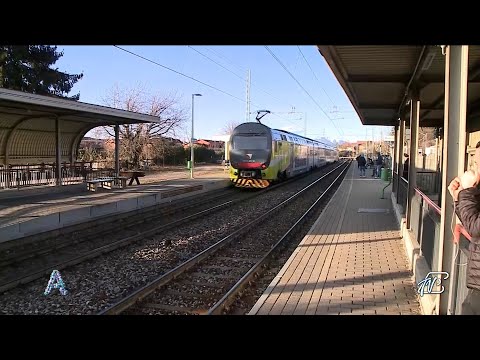 ANGOLI 20/3/2023: SI VIAGGIARE! PENDOLARI SEMPRE PIU' IN DIFFICOLTA' SULLE LINEE TRENORD