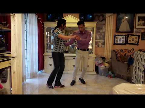 Bailando cumbia "Tus jefes no me quieren"