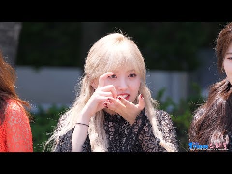 180616 오래된 팬 찾는 유니티 윤조 4K 직캠 UNIT Yoonjo fancam (음악중심 미니팬미팅) by Spinel