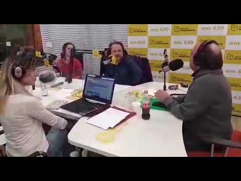 El pase entre Baby Etchecopar y el Negro Oro