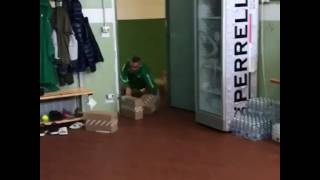 castaldo-una-scivolata-negli-spogliatoi